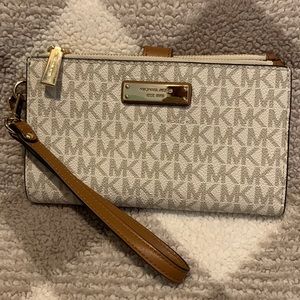 Michael Kors Wristlet!